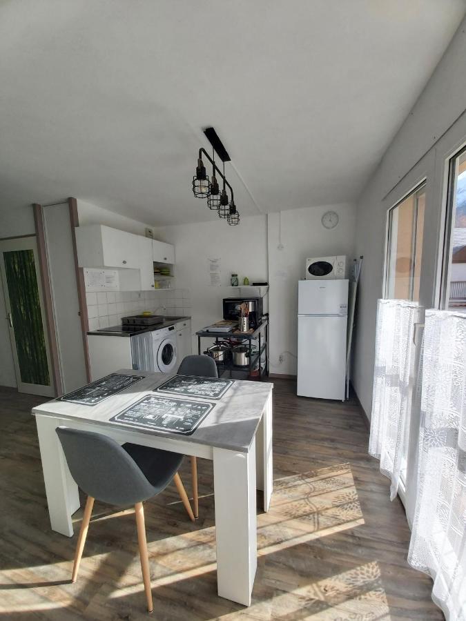 Luz St Sauveur, Appartement 3 Personnes, Superbe Vue Montagne, Expose Sud, Residence Tres Calme Luz-Saint-Sauveur Exterior foto